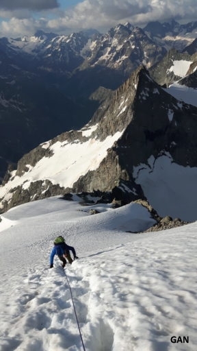 Dans les pentes neigeuses