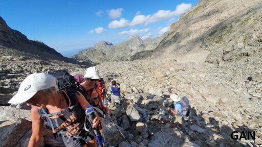 Montée au Pas de la Fous